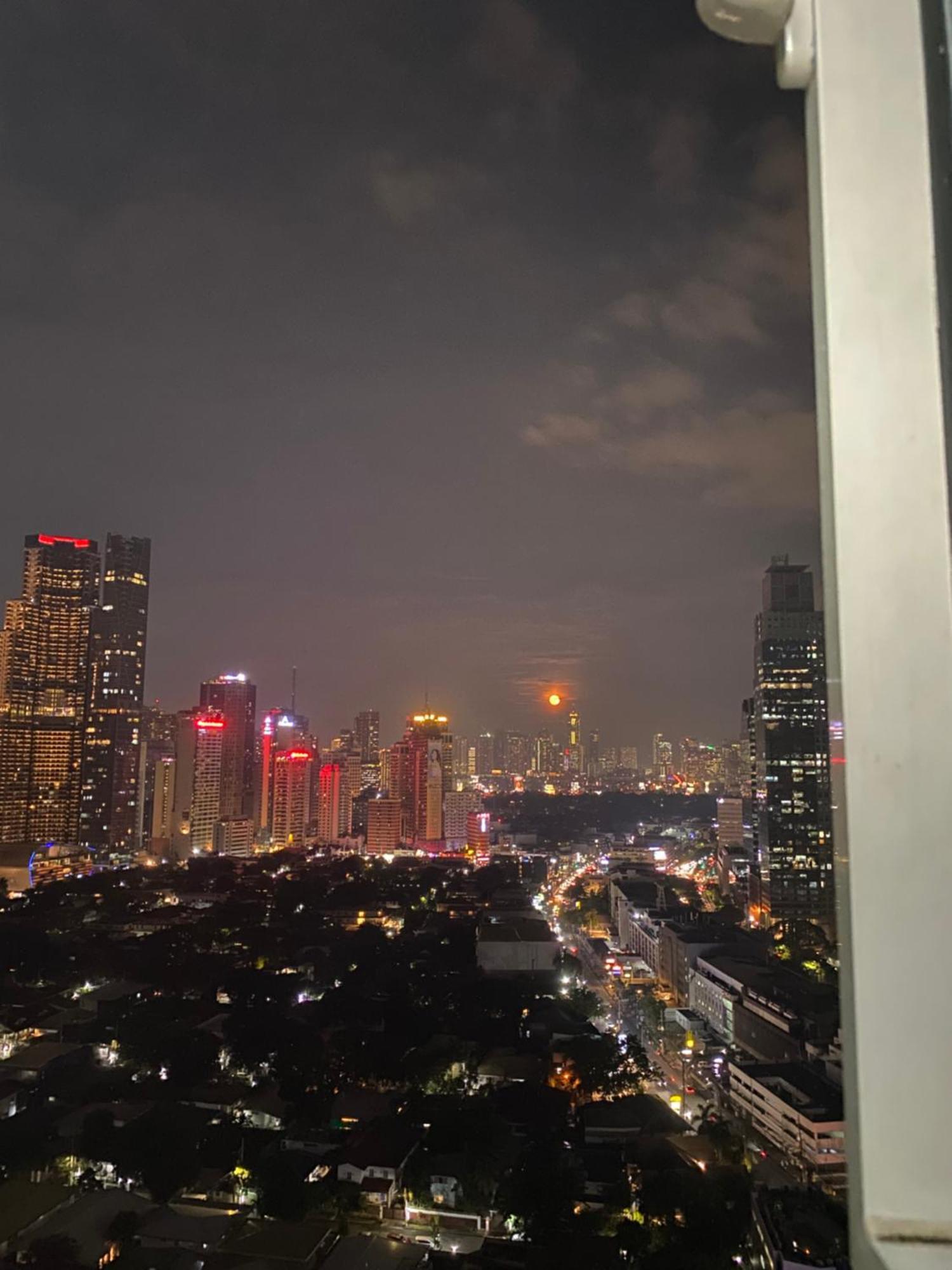 Jazz Residence Makati City Buitenkant foto
